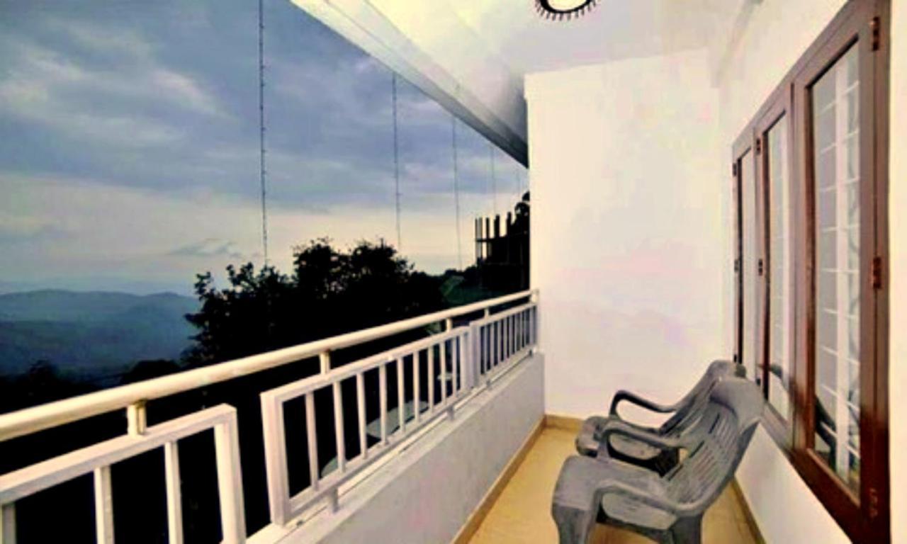 Red Castle Munnar Hotel Ngoại thất bức ảnh